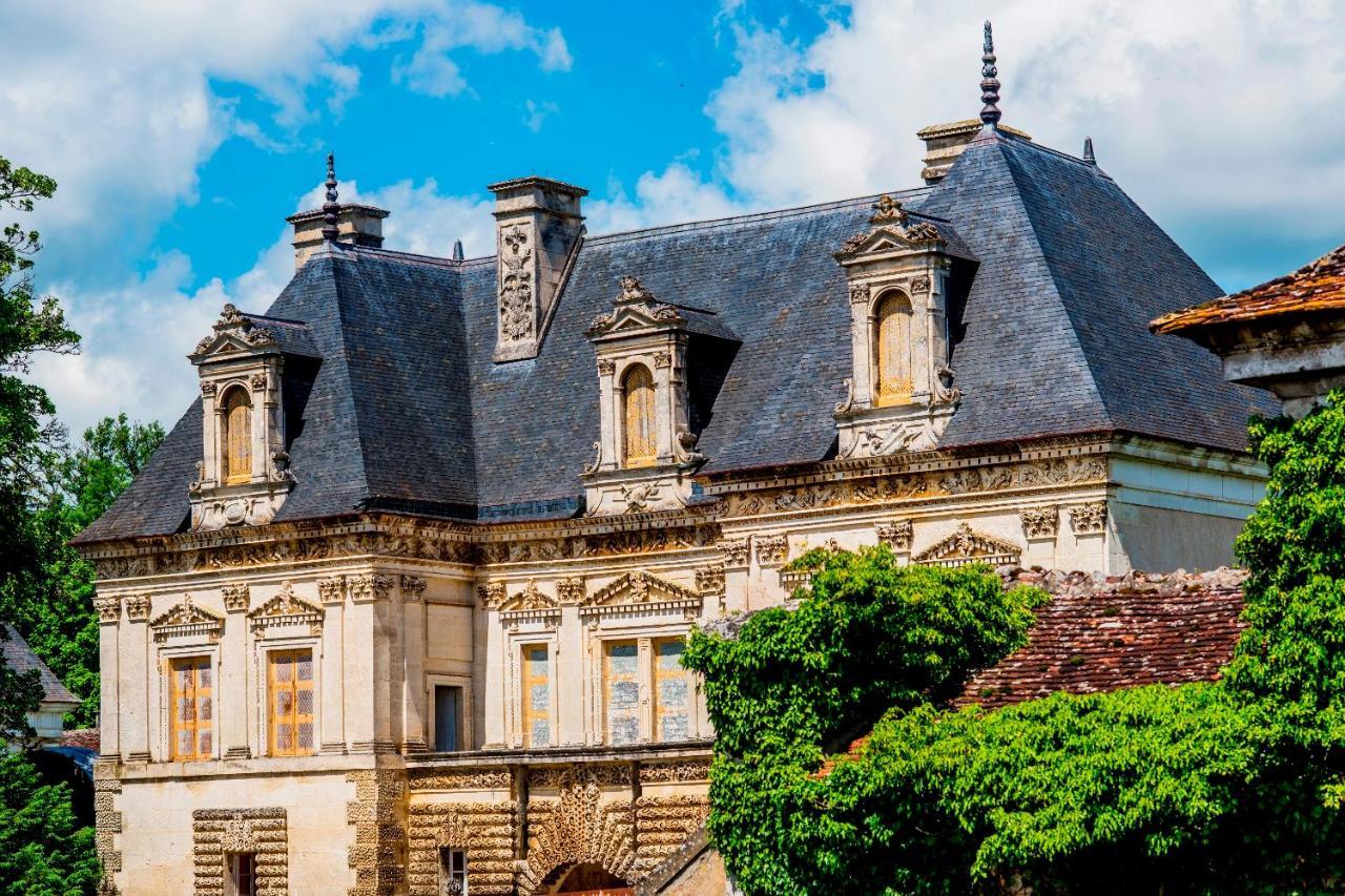 Aupres Du Chateau Tanlay Buitenkant foto